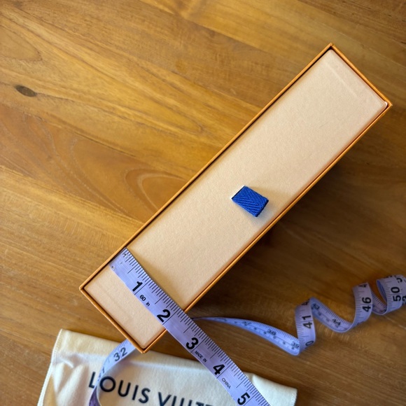 Louis Vuitton box and dust bag - Picture 10 of 11